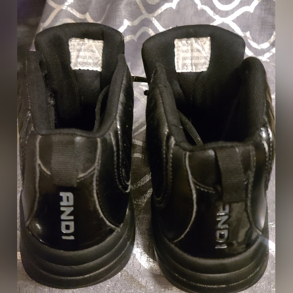 Size 7Y AND1 high tops - Picture 3 of 3